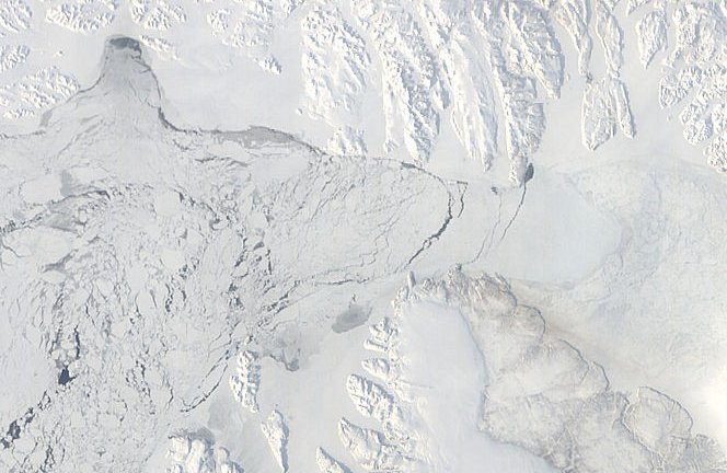 Nares ice bridge March 2011