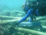 Positioning a SeaFET pH sensor in a coral reef